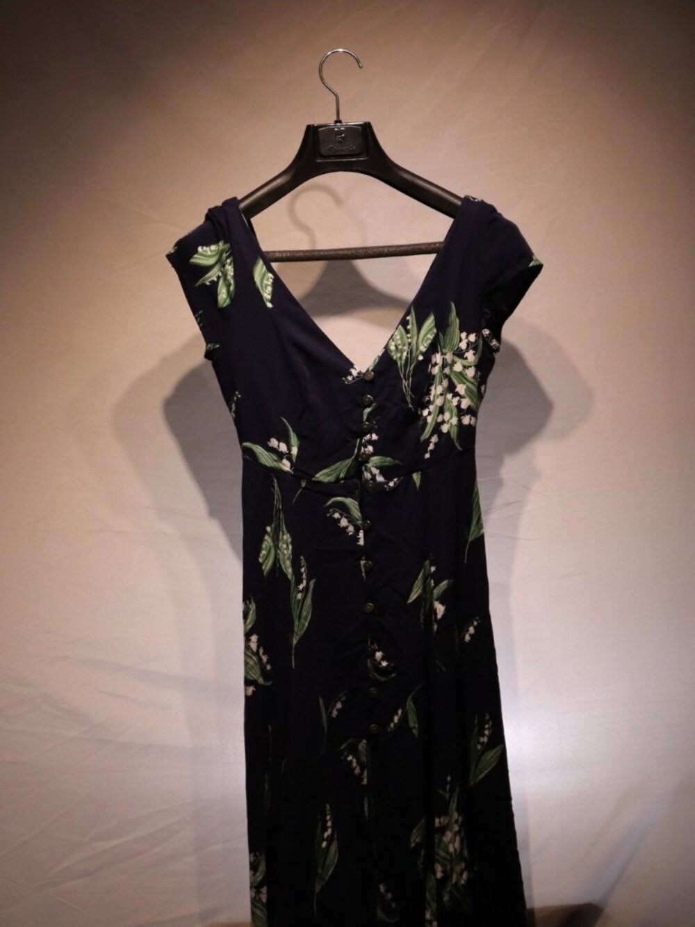 Urban Outfitters Navy Dresses Navy lily-of-the-valley floral button-front midi d